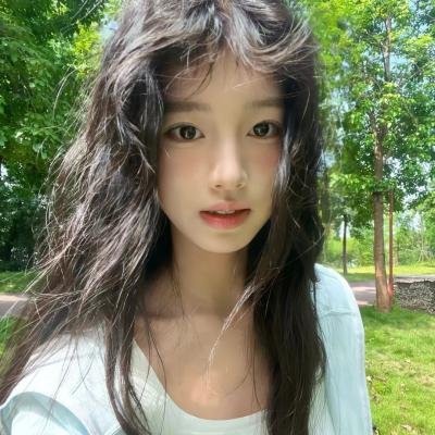 布劳涅森林的女人们